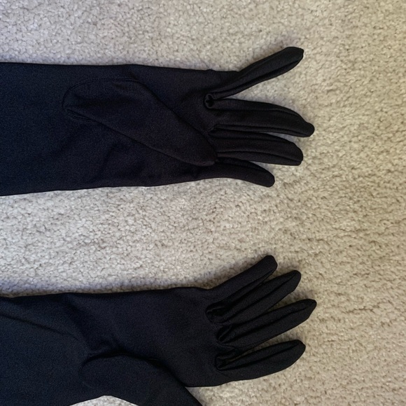 Opera Gloves - Picture 2 of 2
